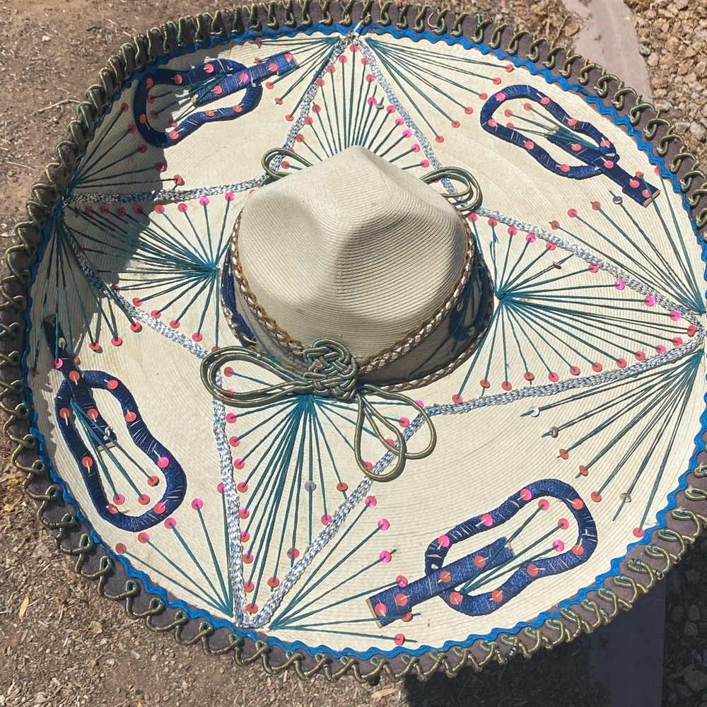 Mariachi sombrero
